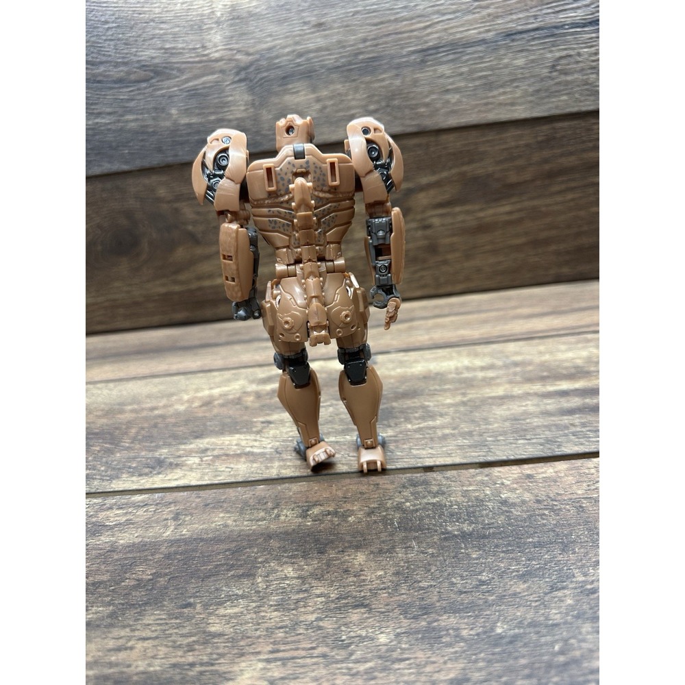 Hasbro Transformers Studio Series SS-98 Voyager Class Rise of the Beasts Cheetor - Picture 3 of 8